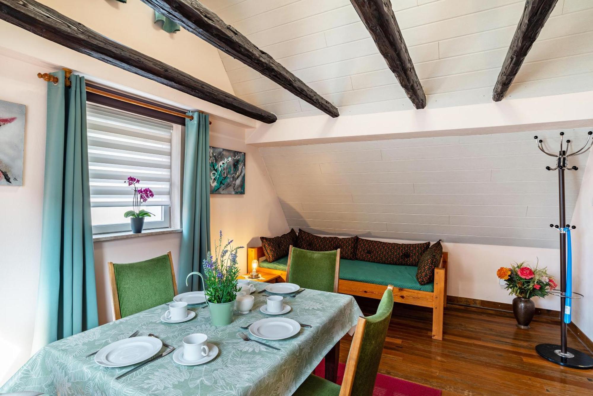 Ferienwohnung Blaues Haus Ubstadt-Weiher Ngoại thất bức ảnh